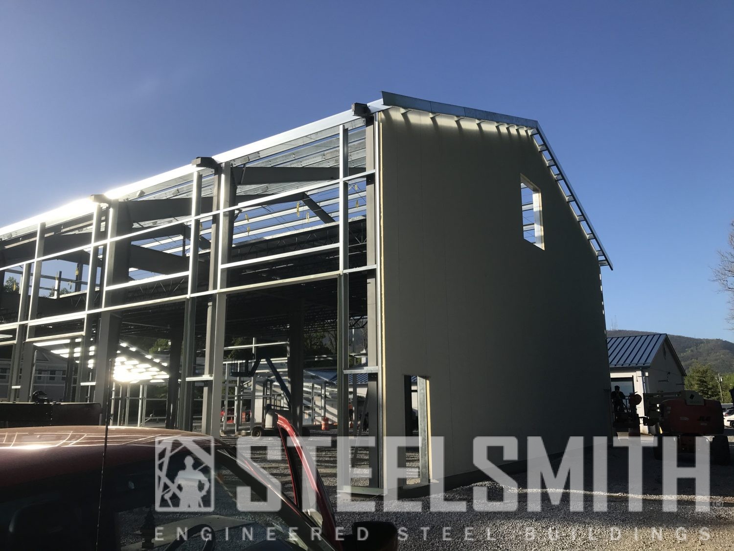 Lawless Jeep Service Department : Service Department in East Brunswick, NJ | Route 18 CDJR / Visit jeep chrysler dodge ram city in stamford ct for all your service, repair and maintenance needs like oil changes, new tires and brake repairs.